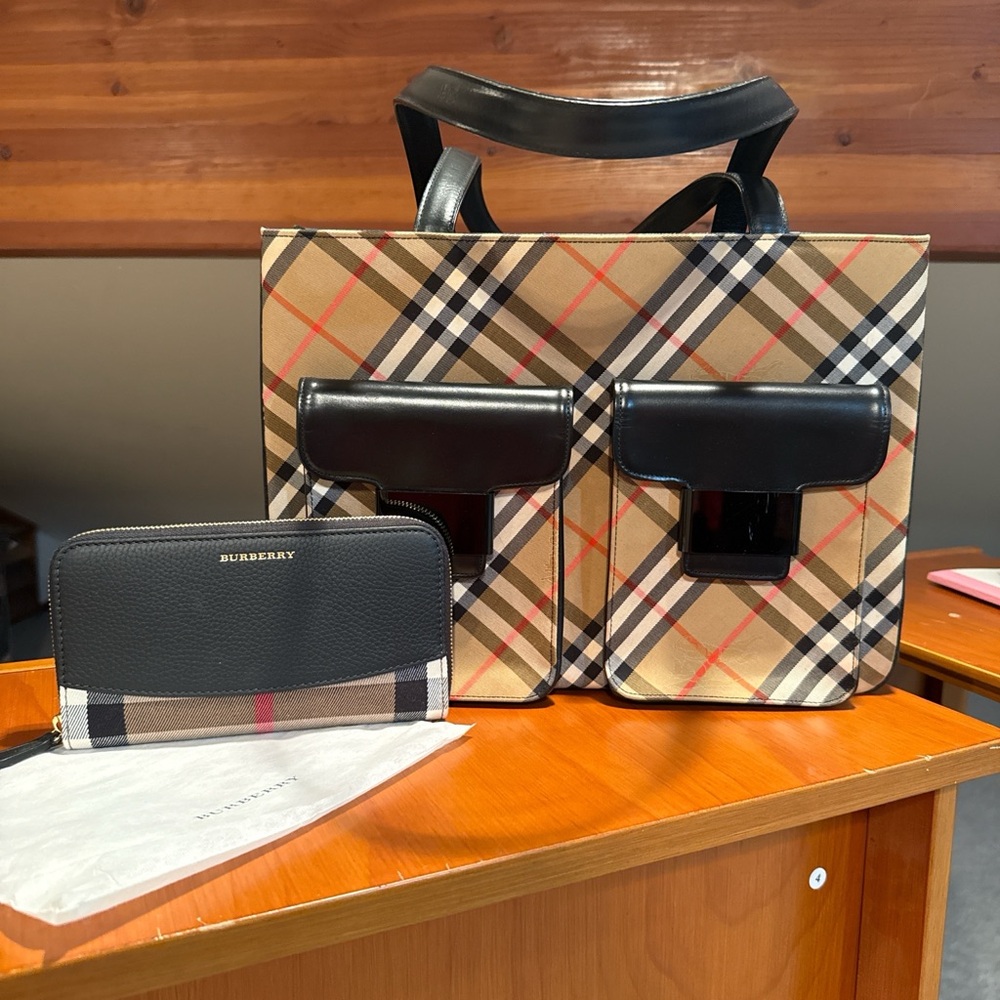 Burberry Plaid Men's Bag and Wallet Set!